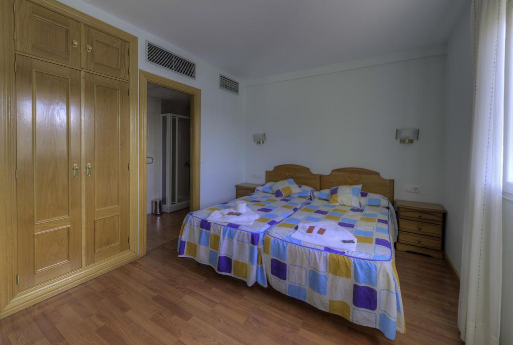 Hostal Restaurante La Pineda El Barco de Ávila Quarto foto